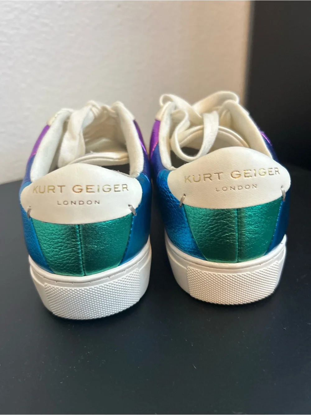 Kurt Geiger London Women’s Lane Stripe Sneakers Size 6